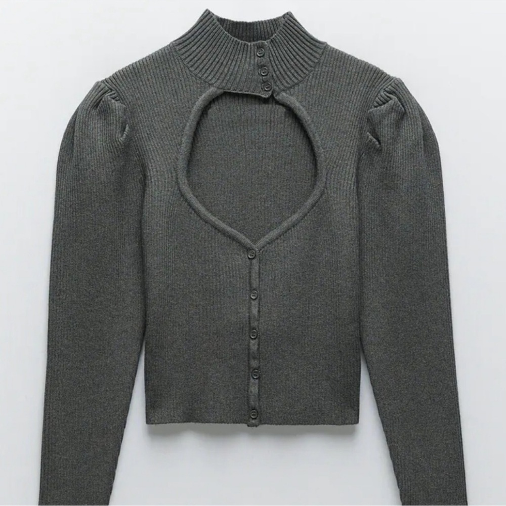 Zara Cozy Gray Ribbed Sweater